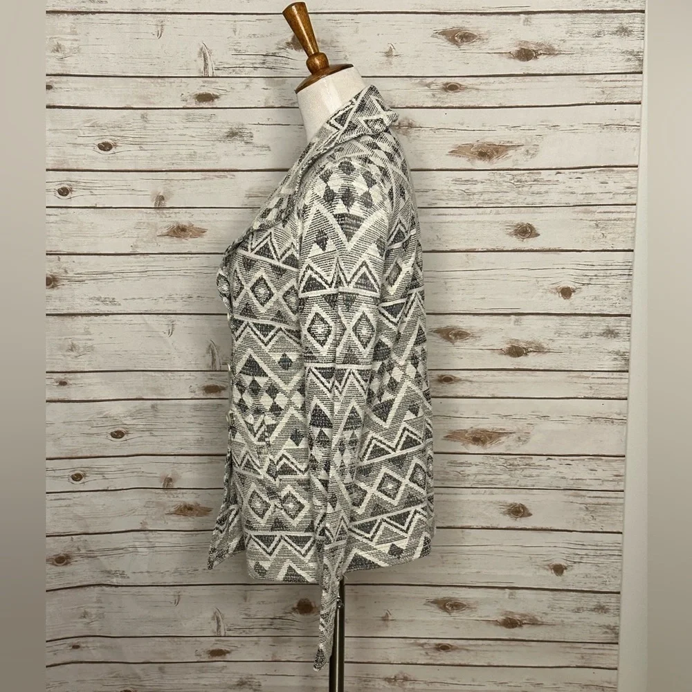 Lucky Brand blue white